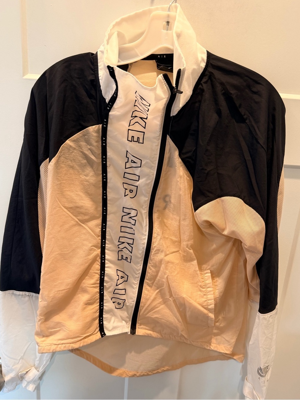 Nike Air Windbreaker Jacket Medium Colorblock Tan White Full Zip Lightweight